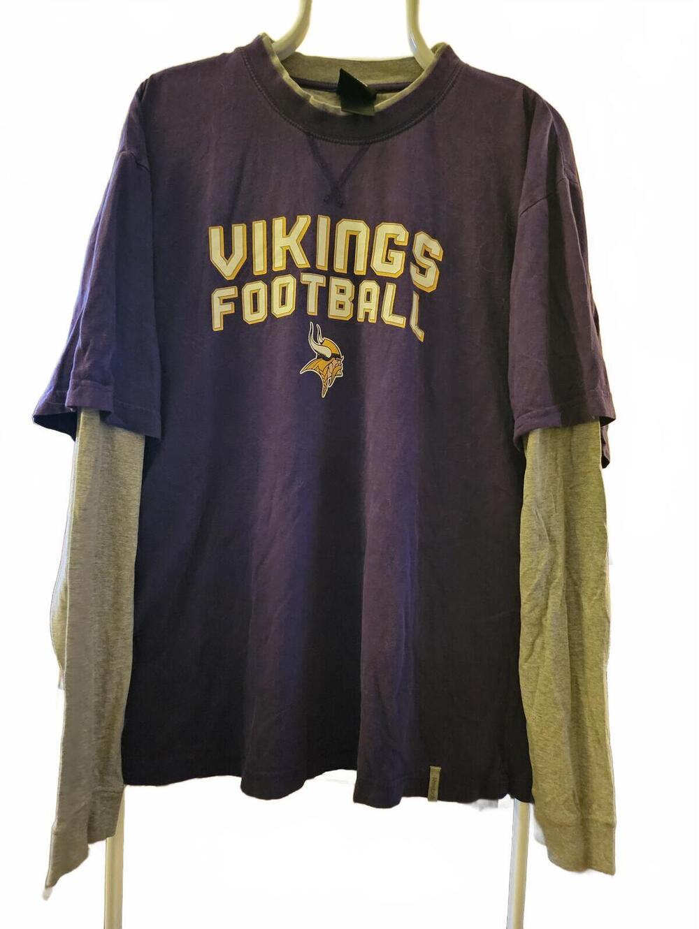 Reebok Minnesota Vikings Long Sleeve T-shirt Purple Gray Sleeves no tag feels XL